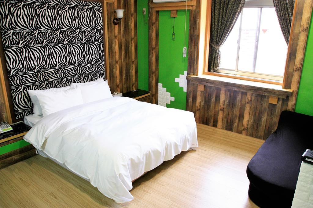 Guest Motel-Zhubei Bagian luar foto